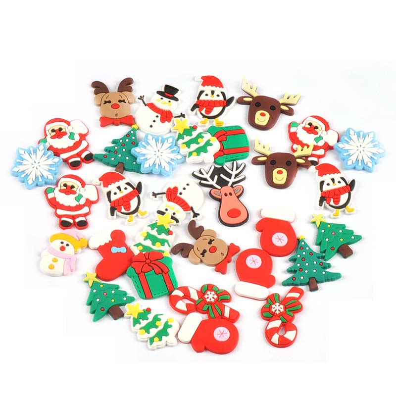 Christmas Craft Embellishment - 20 шт., 3-4 см, Санта-Клаус/пингвин/носки